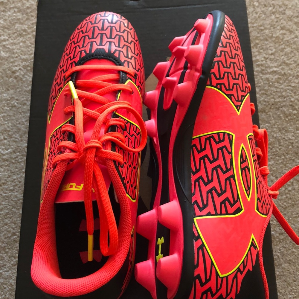 Under Armour cleats size 4.5